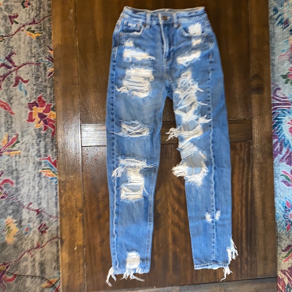 American Eagle ripped mom jeans
